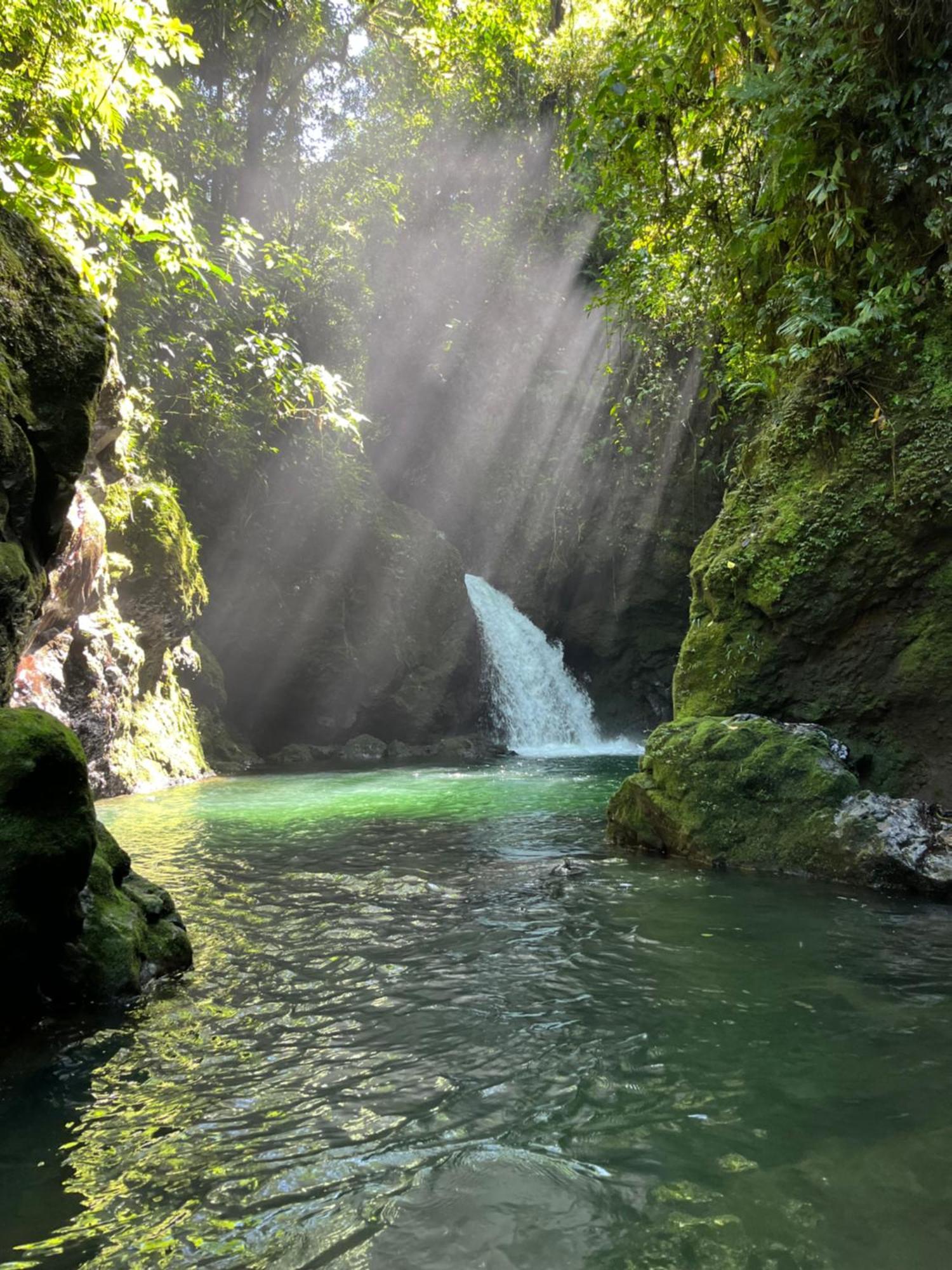 Pozas Y Cascadas La Presa Río Cuarto المظهر الخارجي الصورة